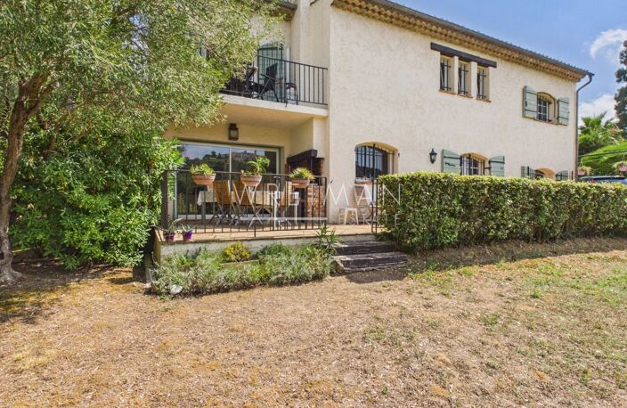 Villa familiale avec piscine dans une domaine sécurisé - Mougins — photo 3