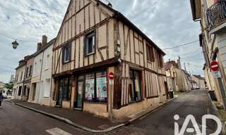 Appartement 1 Pièce 53 m² à vendre à Sens (89100)