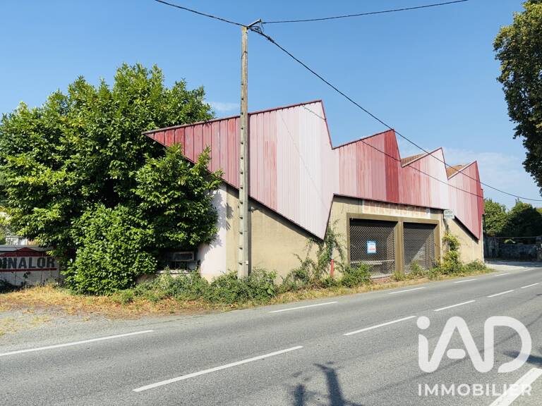 Vente Boutique/Local commercial 1 200 m&sup2; — photo 1