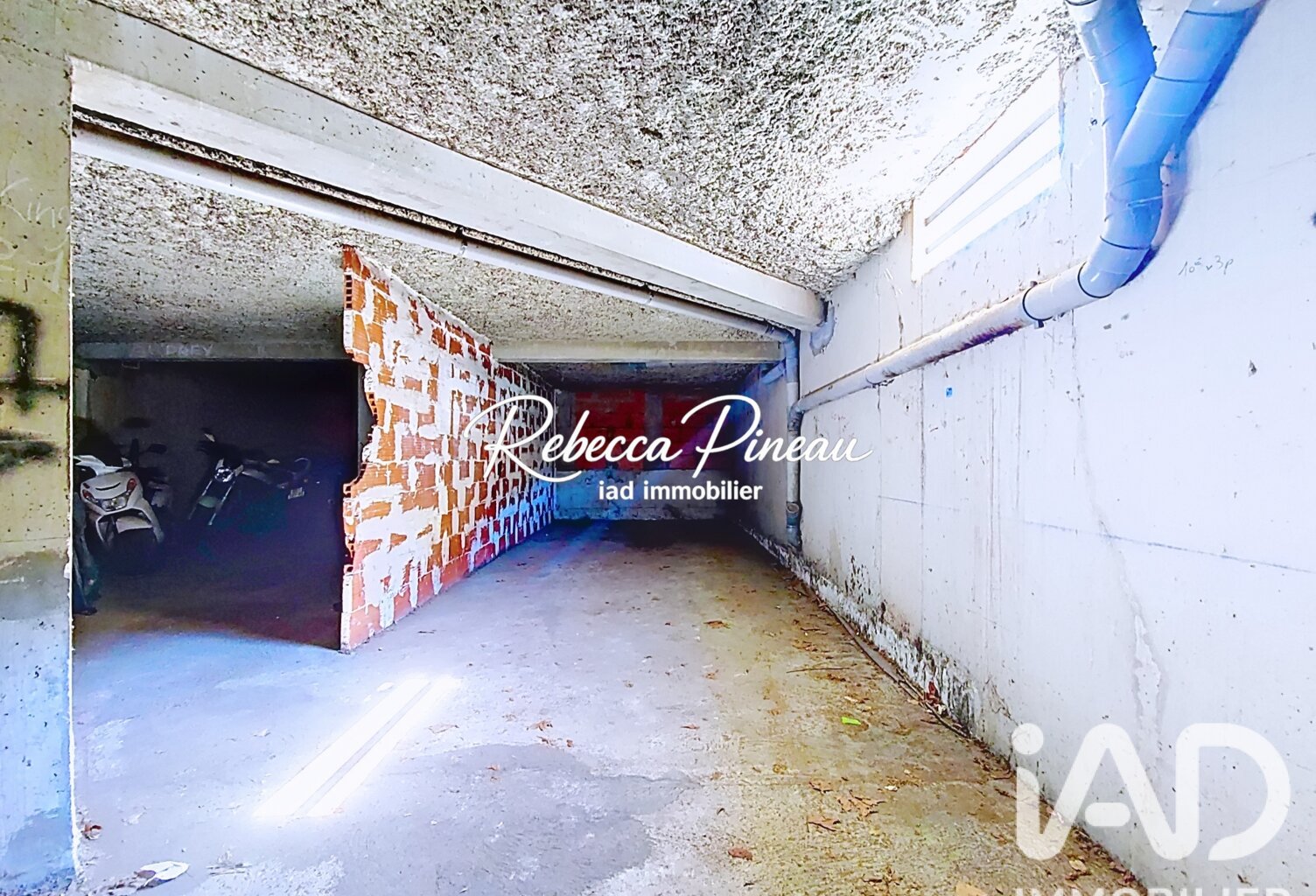 Vente Garage 17 m&sup2; — photo 1