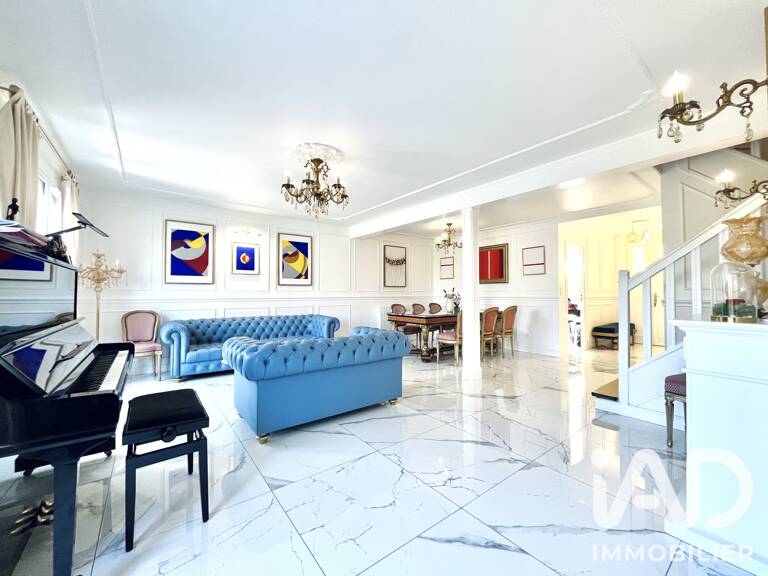 Vente Maison/villa 8 pièces — photo 1