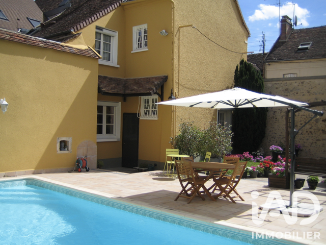 Vente Maison/villa 9 pièces — photo du bien