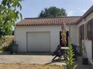Maison de plain-pied, garage et jardin à vendre à Rioux (17) — photo 3