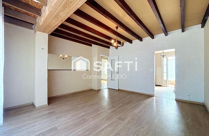 Idéalement située à 2 pas des commodités  : maison entièrement de plain pied avec 2 chambres, jardin, grand garage et abris de jardin — photo 2