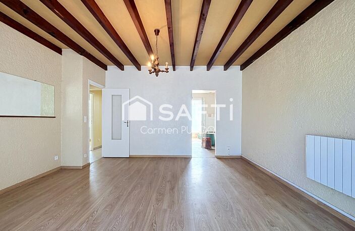 Idéalement située à 2 pas des commodités  : maison entièrement de plain pied avec 2 chambres, jardin, grand garage et abris de jardin — photo 3