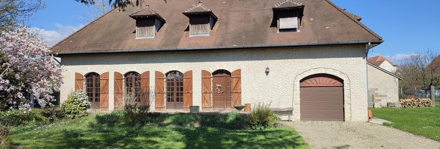 Maison 8 Pièces 198 m² à vendre à Gevry (39100)
