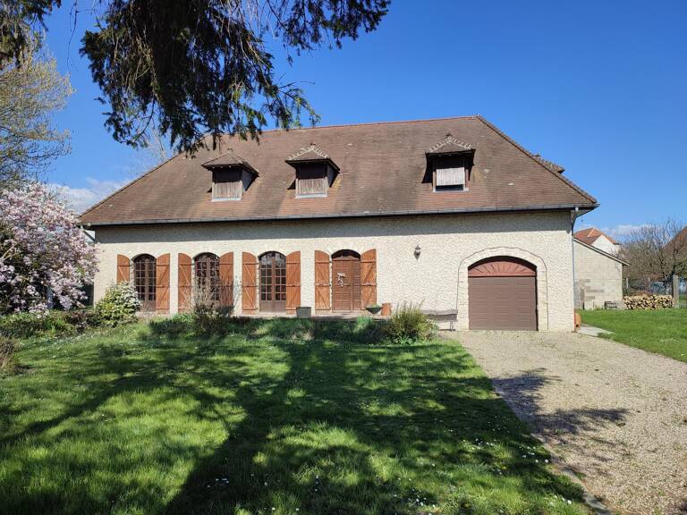maison familiale atypique et spacieuse de 1973 — photo 1
