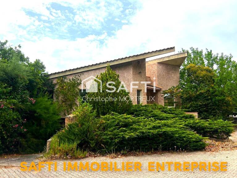 Immeuble professionnel offrant de multiples perspectives — photo 1