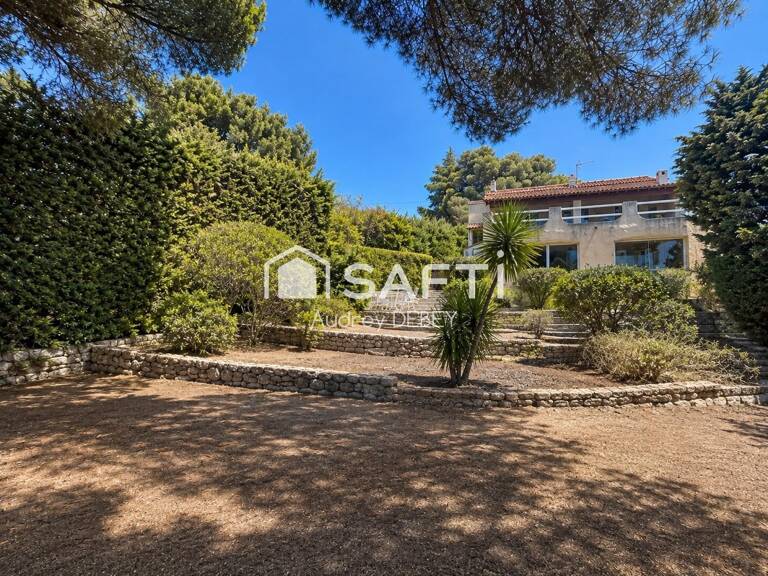 VILLA MEDITERRANÉENNE JARDIN ENSOLEILLÉ CLICHÉS MER CALME FORT POTENTIEL LAISSEZ LIBRE COURS À VOTRE IMAGINATION LE POTENTIEL S'OCCUPE DU RESTE — photo 1