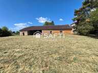 Ferme du chateau de Mainzac au porte de la Dordogne — photo 2