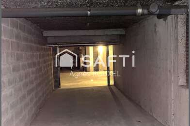 Garage  32000 €
