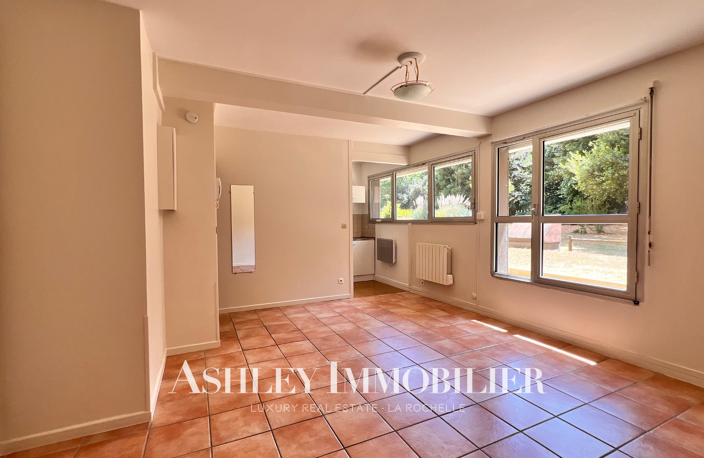 À VENDRE -  APPARTEMENT TYPE 2 - LA ROCHELLE QUARTIER LA GEN — photo 2
