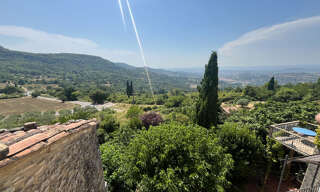 Maison 7 Pièces 140 m² à vendre à Saignon (84400)