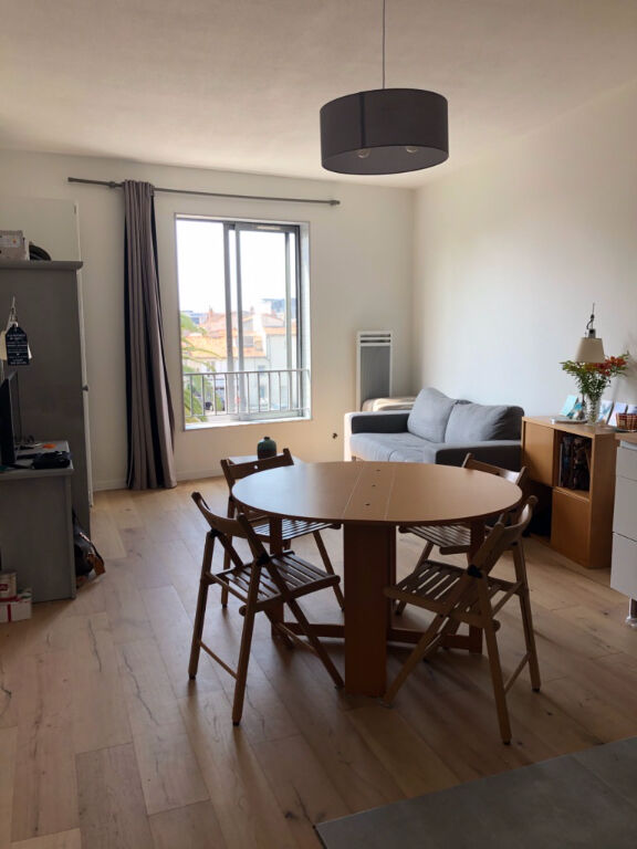 Appartement  T2 à louer Rochelle (La) 17000