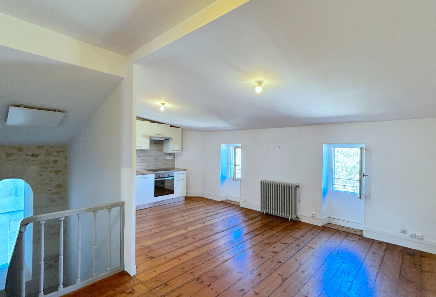 A LOUER APPARTEMENT 3 PIECES - BLAYE CENTRE — photo 1