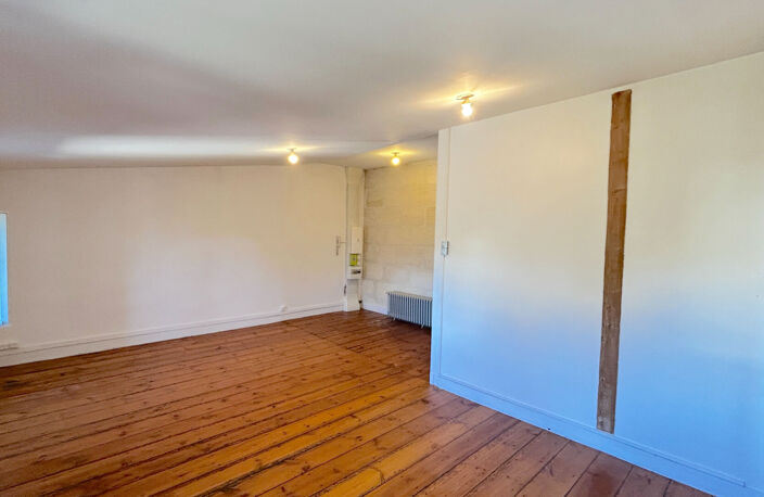 A LOUER APPARTEMENT 3 PIECES - BLAYE CENTRE — photo 2