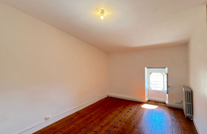 A LOUER APPARTEMENT 3 PIECES - BLAYE CENTRE — photo 5