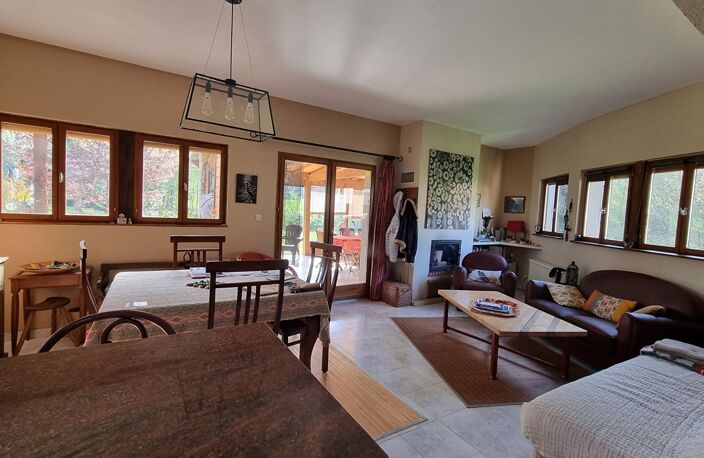 Ensemble Immobilier - St Geniez d'Olt et d'Aubrac - Terrain - Garage — photo 4
