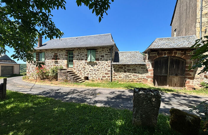 Ensemble immobilier en pierre entre BOZOULS et ESPALION — photo 3