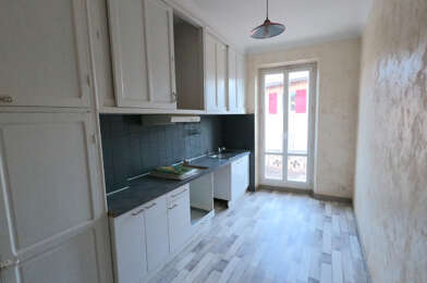 Appartement 3 pièces 707 €
