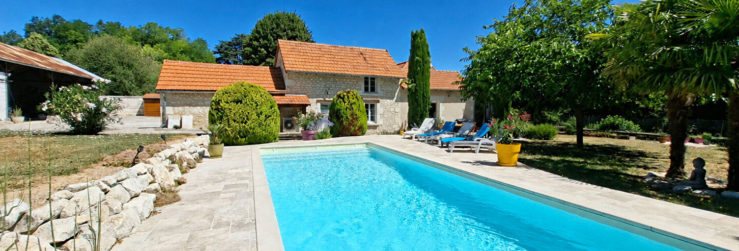 Maison 7 Pièces 210 m² à vendre à Antogny-le-Tillac (37800)