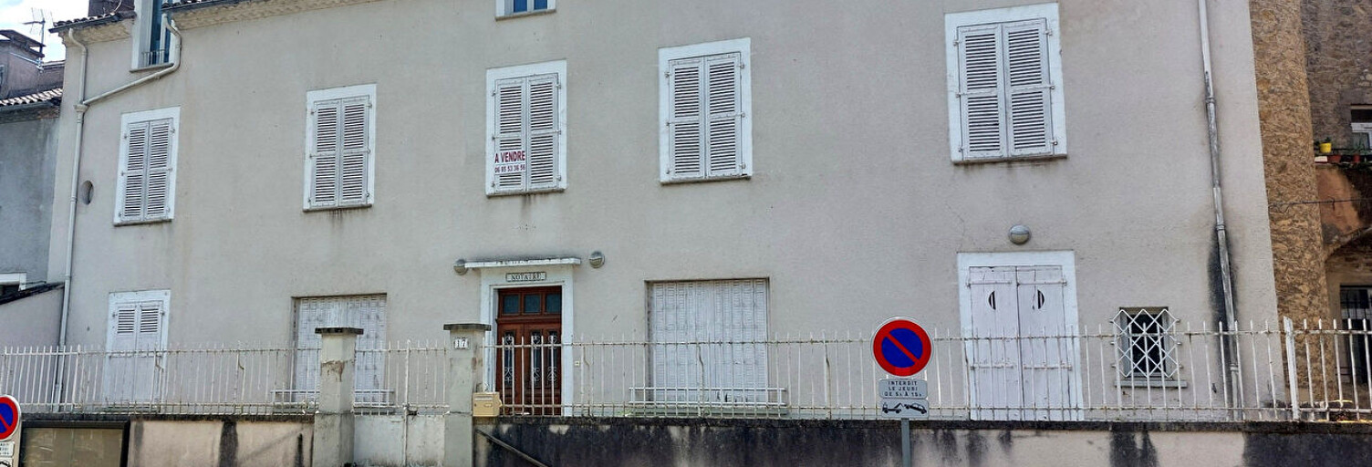 Maison 10 Pièces 222 m² à vendre à Villefranche-de-Rouergue (12200)