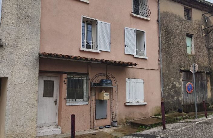 Immeuble à rénover — photo 2
