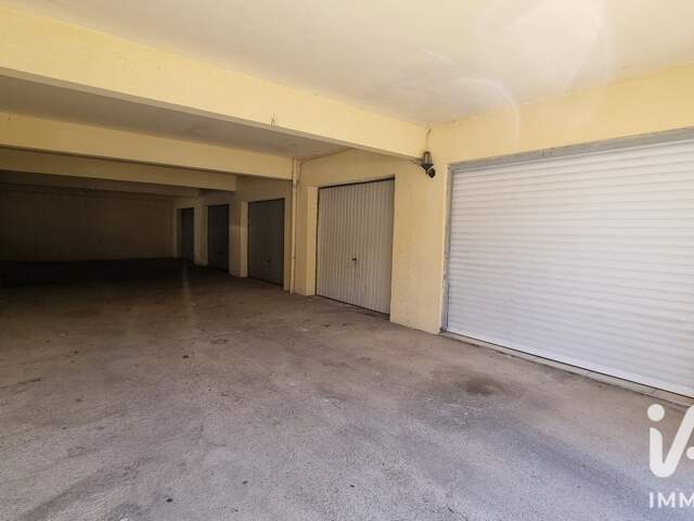 Vente Garage 13 m&sup2; — photo du bien