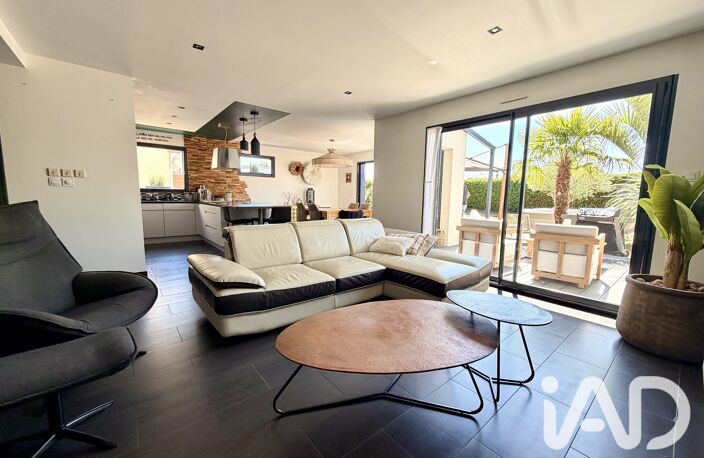 Vente Maison/villa 6 pièces — photo 2