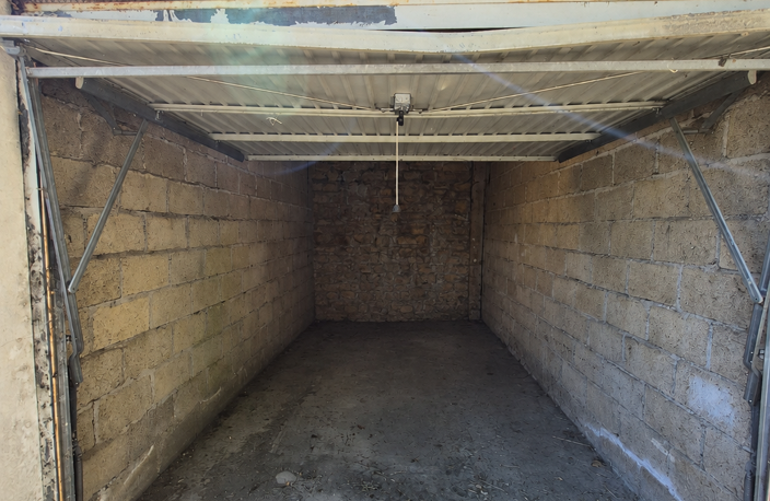 Vente Garage 13 m&sup2; — photo 2
