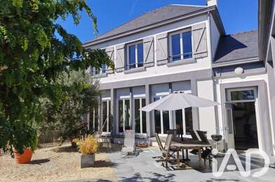 Maison 10 pièces 749000 €