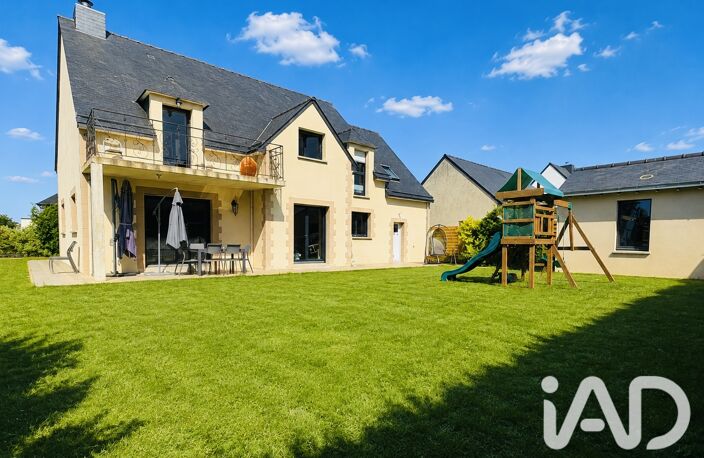 Vente Maison/villa 8 pièces — photo 2