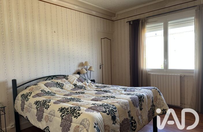 Vente Maison/villa 9 pièces — photo 2