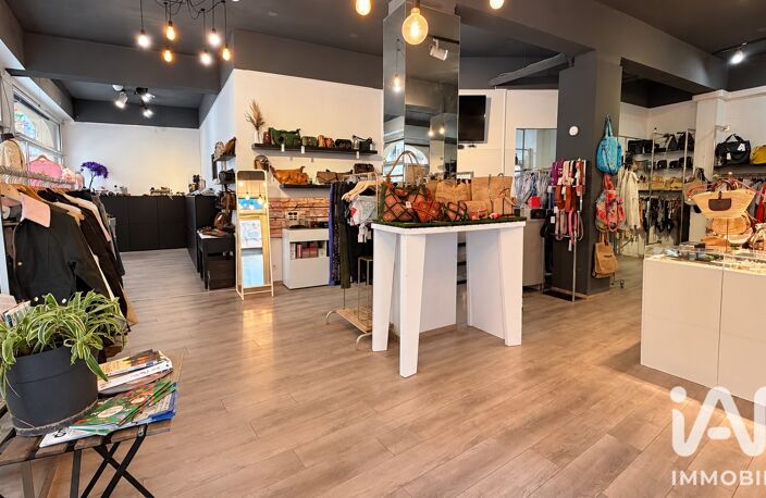Vente Local commercial 170 m&sup2; — photo 4