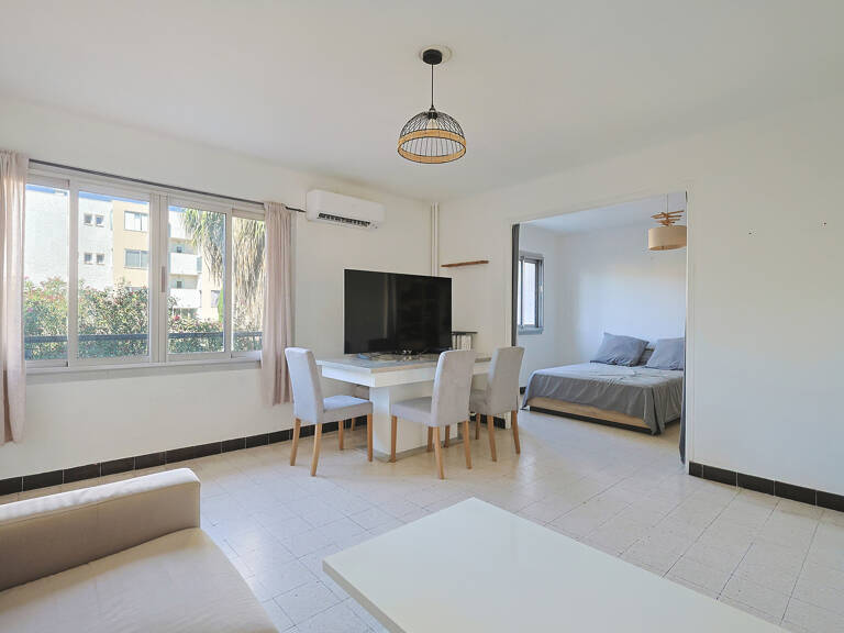 HYERES (OLBIUS RIQUIER) - APPARTEMENT T4 - LOGGIA - CAVE - PARKING — photo 1