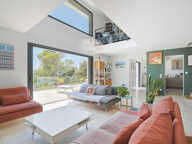 Villa contemporaine T5 de 150m2 habitables avec vue dominante, garage et piscine ! — photo 3