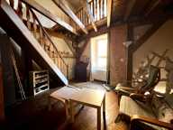 Située en plein cœur historique de Pignans, cette maison de vill — photo 4