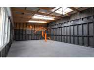 Local professionnel 102m² — photo 2