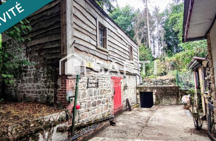 Charme, nature et potentiel : une maison de village à réinventer à Menat. Proche tous commerce (école, pharmacie, boulangerie, bar restaurant épicerie, vétérinaire) — photo 3