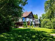 Propriété d'exception au cœur du Pays Horloger  Un domaine unique de plus de 805 m² habitables dans un ecrin de verdure. — photo 4
