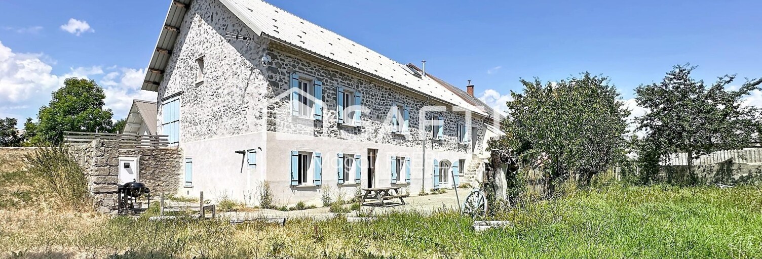 Maison 7 Pièces 410 m² à vendre à Ancelle (05260)
