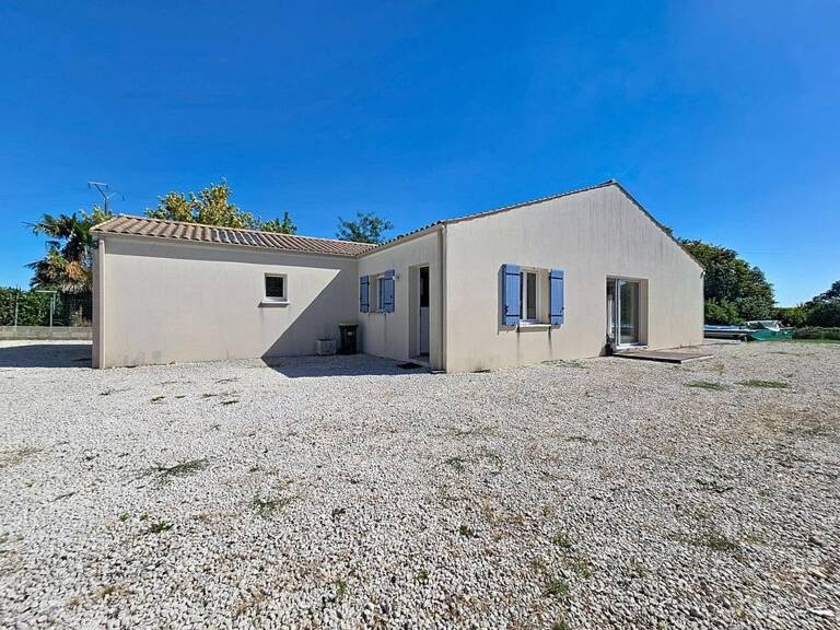 Maison de plain-pied de 2020 avec piscine Mortagne-sur-Gironde — photo 1