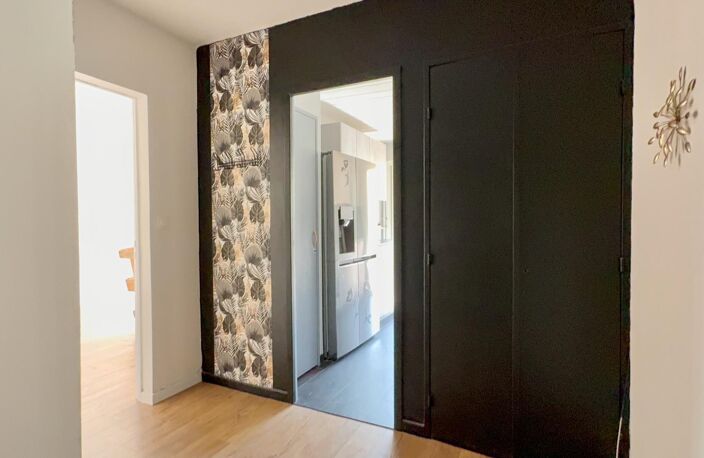 APPARTEMENT 3 PIECES LUMINEUX 103 m2 ( 87m2 carrez) — photo 5