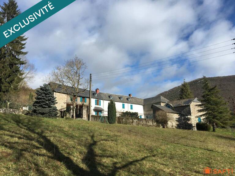 FERME / PROPRIÉTÉ DE CARACTÈRE / DEUX LOGEMENTS / DÉPENDANCES / PROJET TOURISTIQUE OU FAMILIAL — photo 1