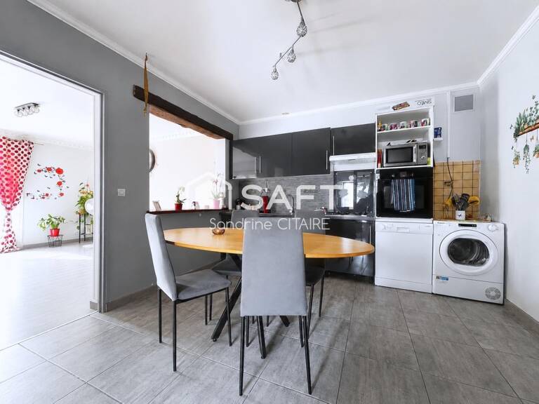 Maison avec garage vendue louée à Anet — photo 1