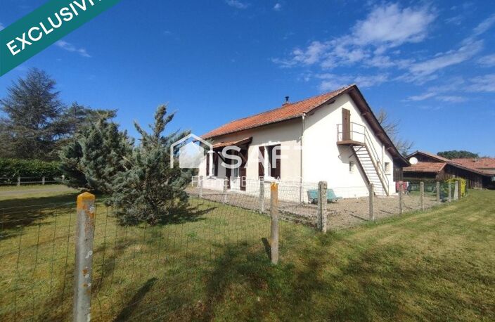 MAISON DE CAMPAGNE AVEC DEPENDANCE ET GRAND JARDIN — photo 2
