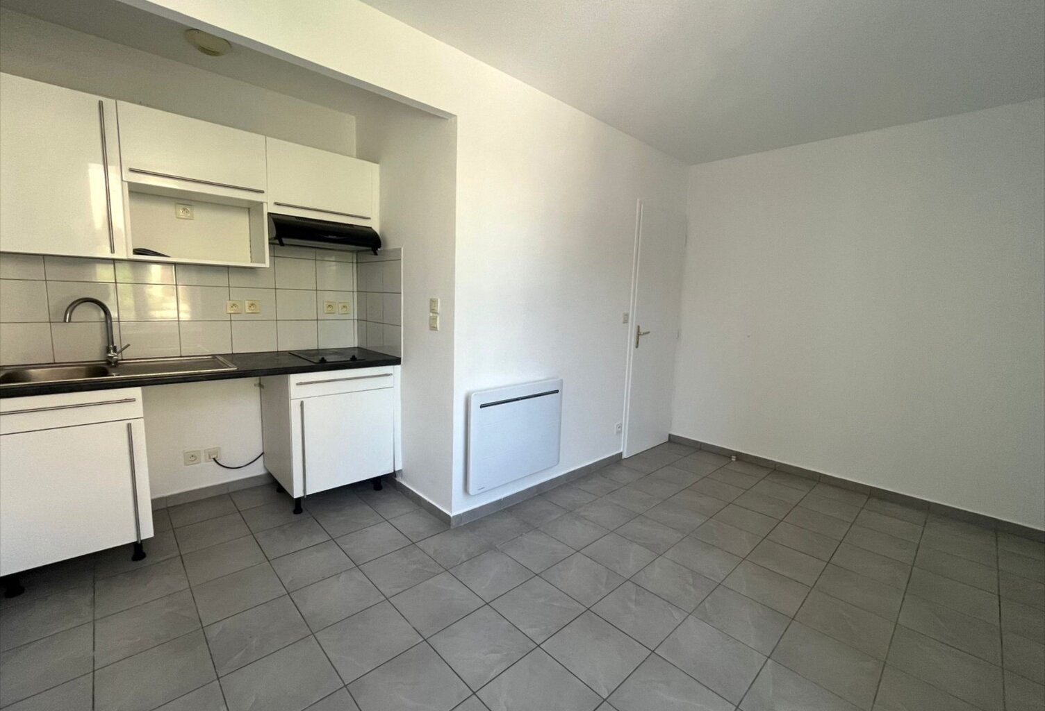 Studio proche frontière — photo 1