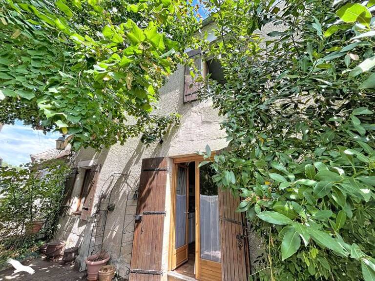 Maison en pierre de 6 pièces principales — photo 1