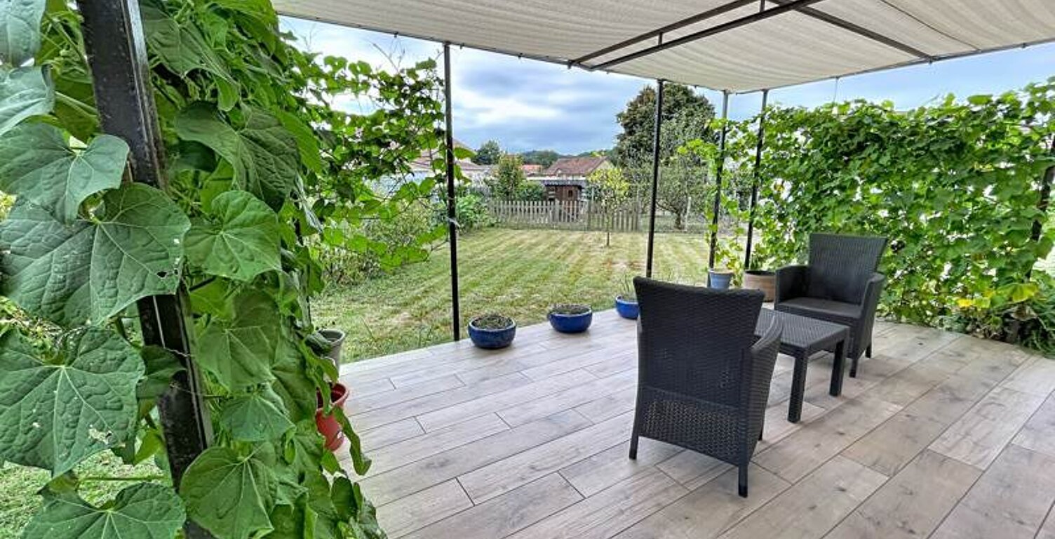 Villa de 6 pièces principales — photo 1