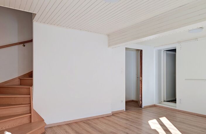 Maison de ville de 3 pièces principales — photo 3